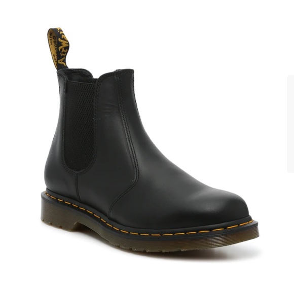 Dr. Martens Other - Dr Martens Chelsea Boot